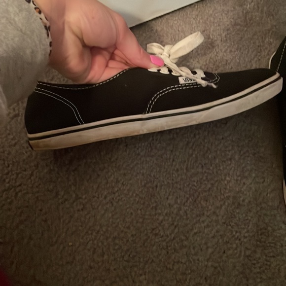 Black vans - Picture 5 of 5